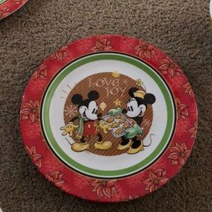 Minnie and Mickey Christmas plastic dinnerware